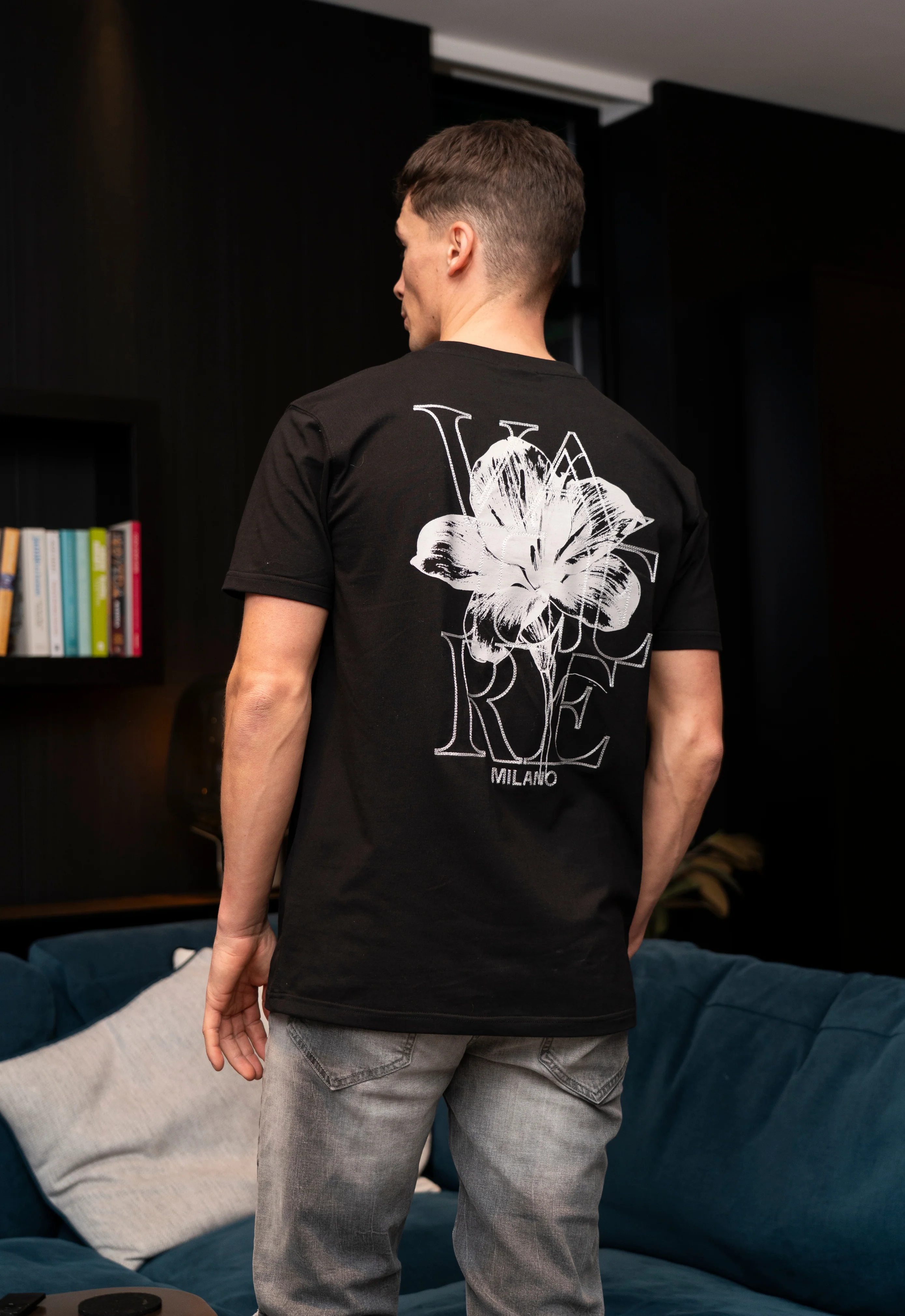 Capanne Black T-Shirt - Image 3