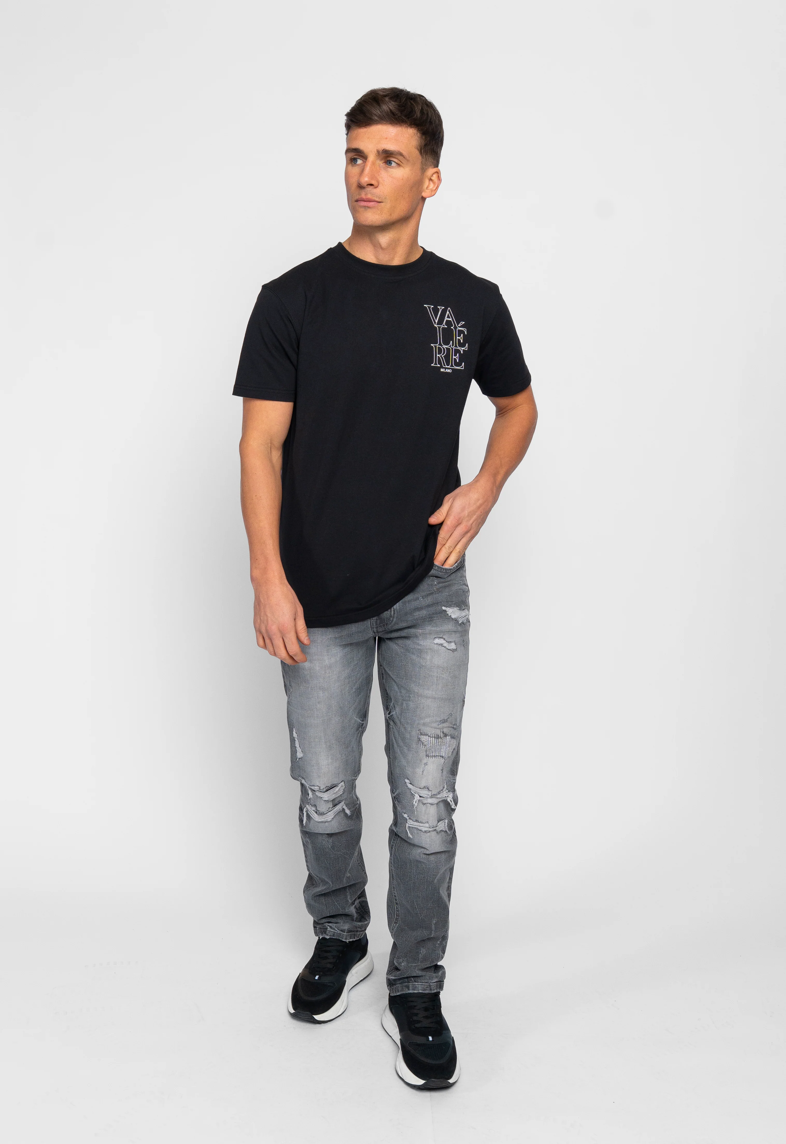 Capanne Black T-Shirt - Image 4