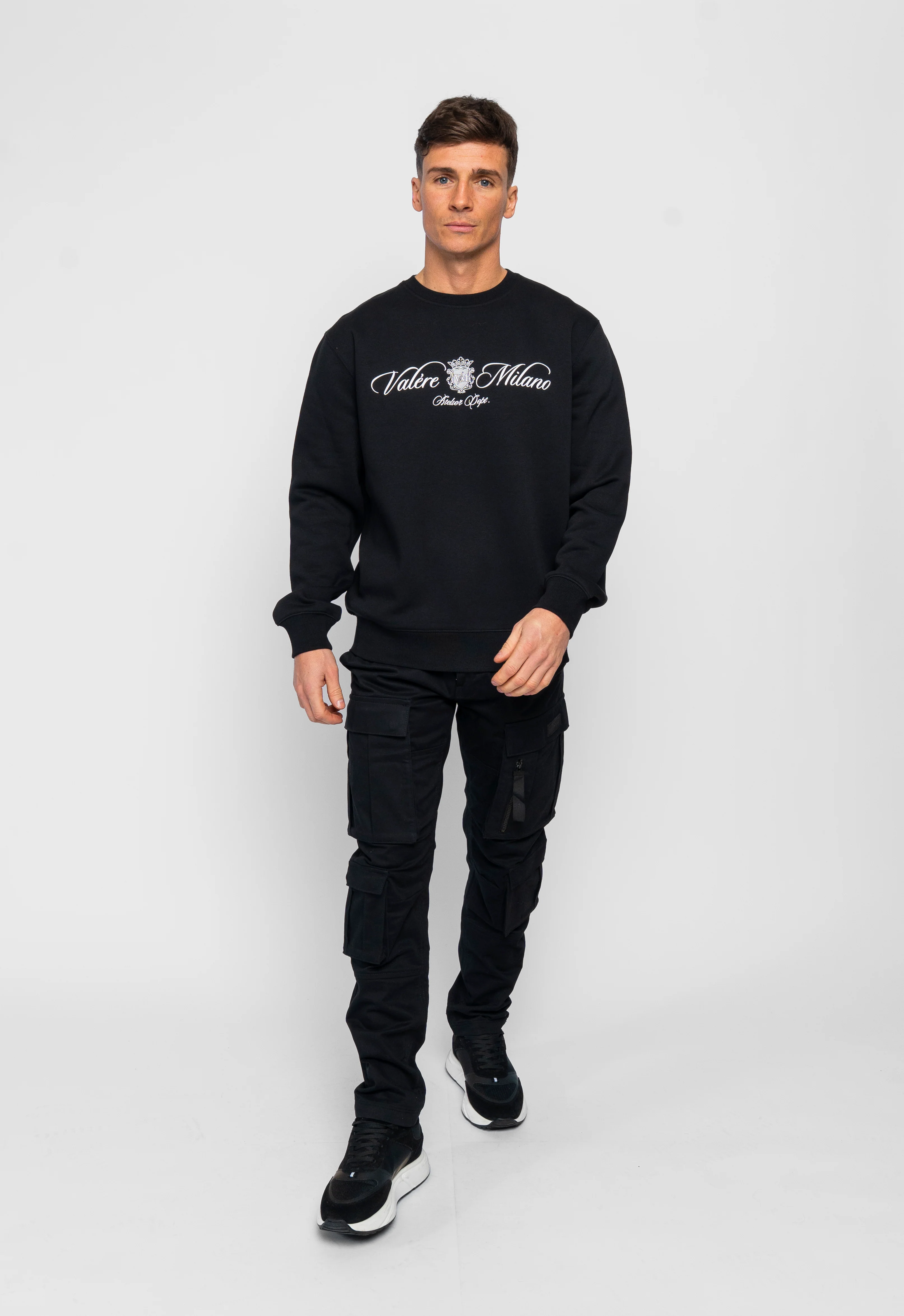 Devaro Black Sweatshirt - Image 4