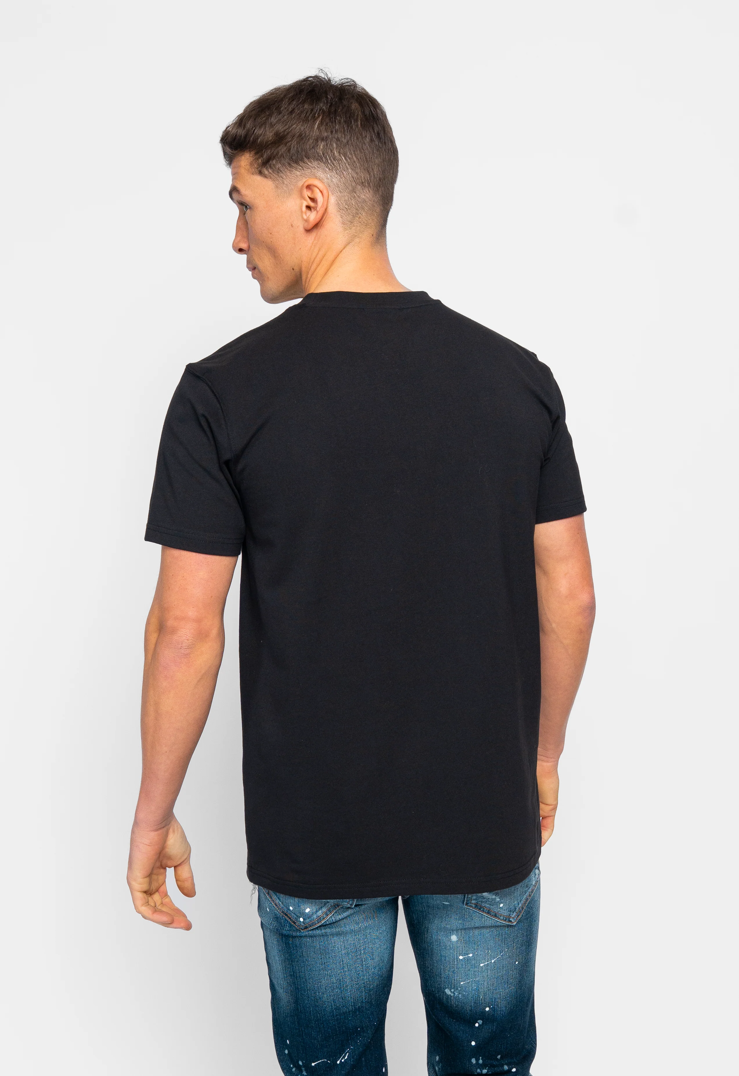 Fenera Black T-Shirt - Image 6