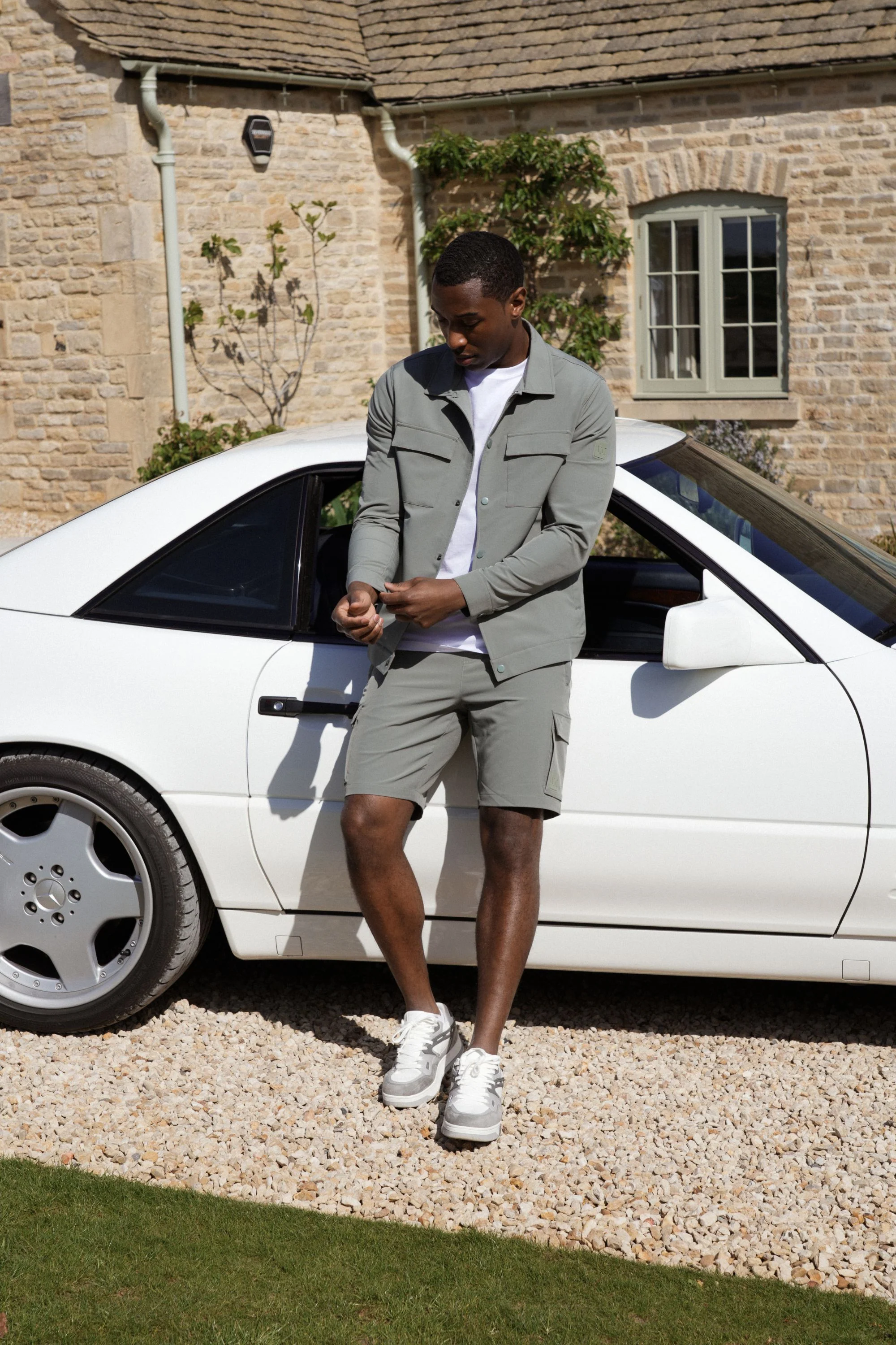 Luxe Premium Khaki Cargo Short - Image 3