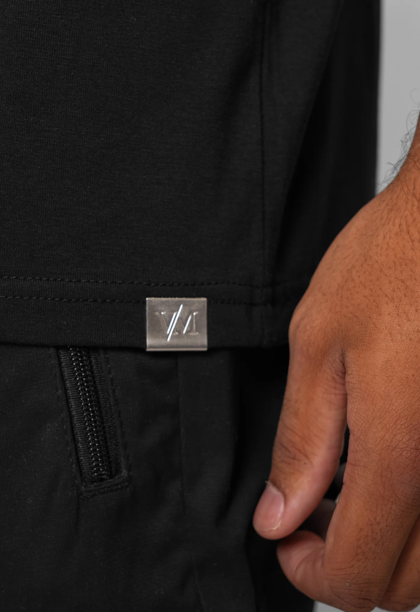 Monte Black T-Shirt - Image 4