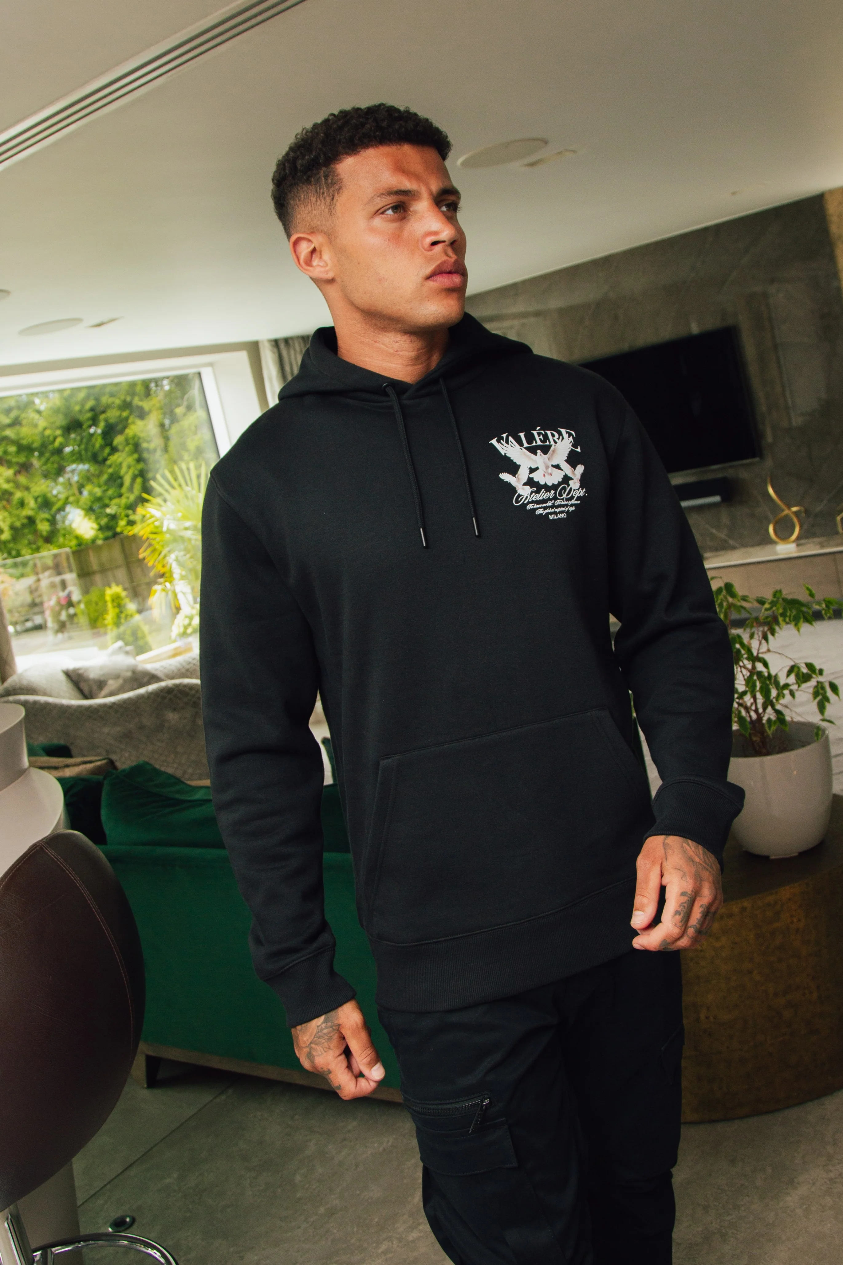 PERTUSO BLACK HOODIE - Image 2