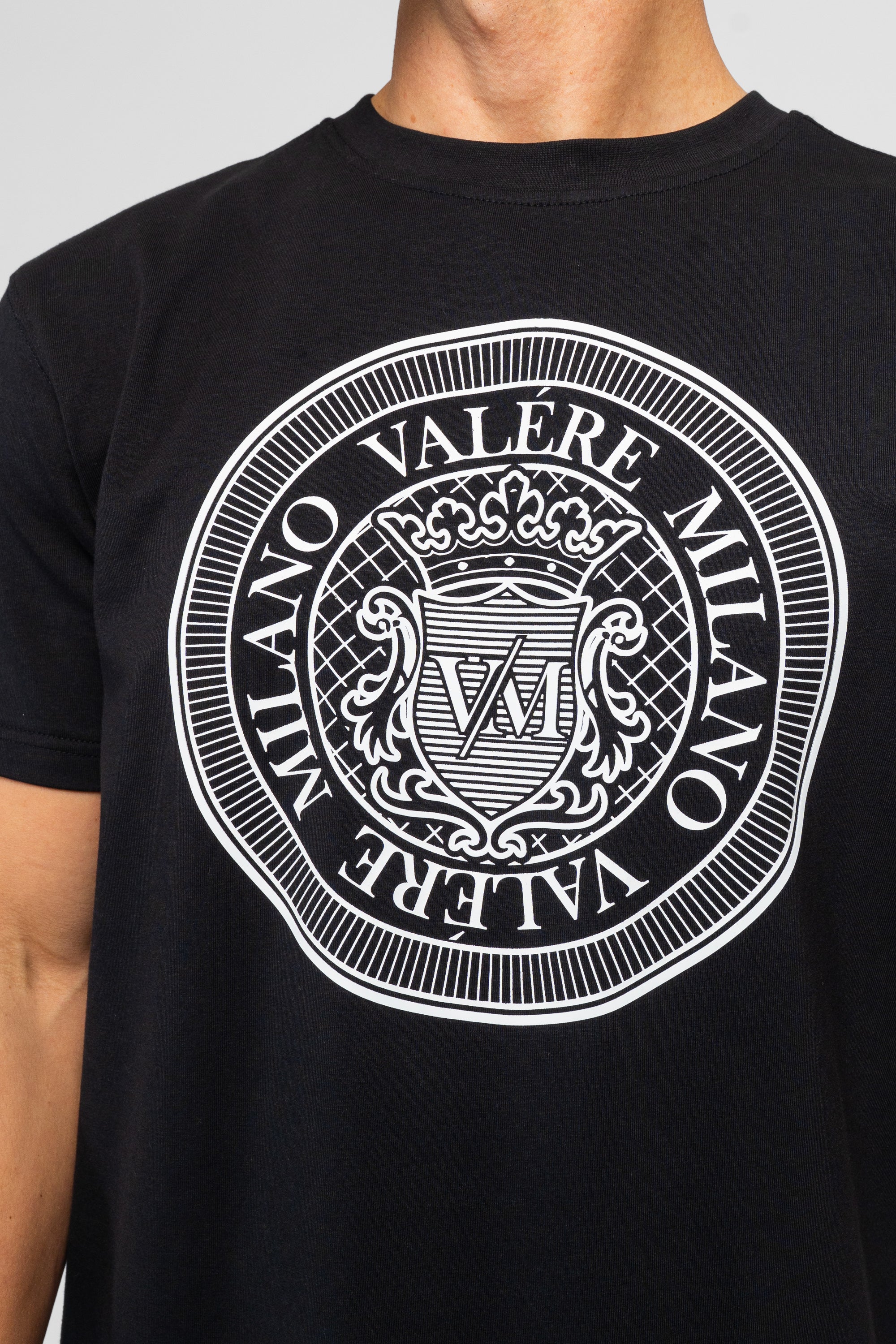 Trino Black T-Shirt - Image 2